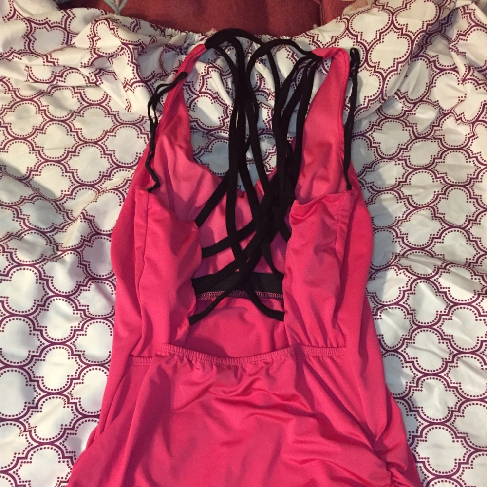 Tops - Picture 2 of 2